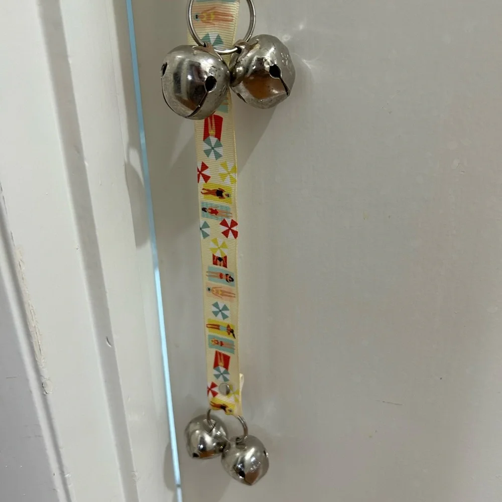 PoochieBells The Original Dog Training Potty Doorbell